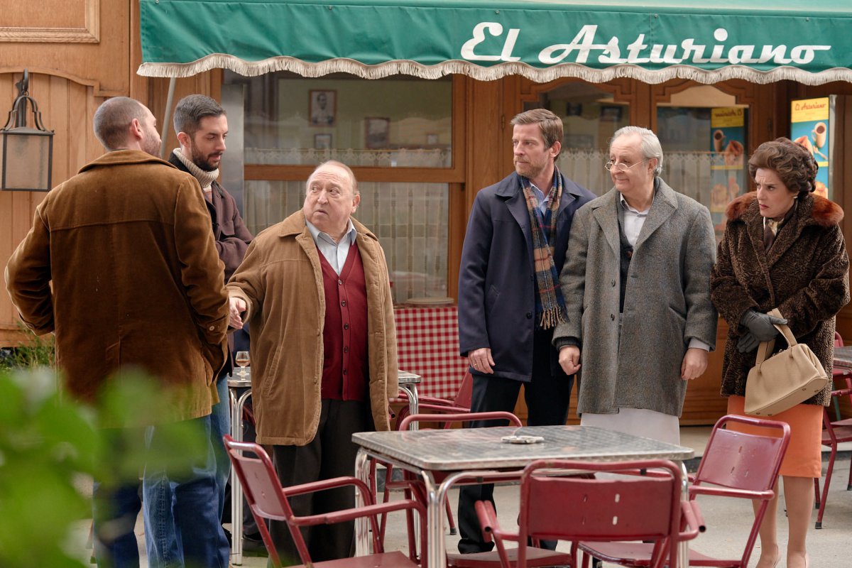 Así fue el chocante cameo de ‘La Resistencia’ en ‘Amar es para siempre’ de Antena 3 Así fue el chocante cameo de ‘La Resistencia’ en ‘Amar es para siempre’ de Antena 3