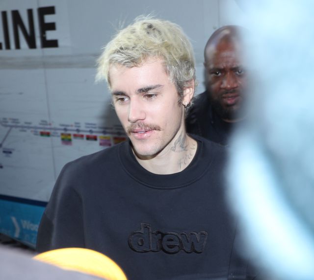 Justin Bieber, Reik y Nea se proponen entrar en lista este sábado Justin Bieber, Reik y Nea se proponen entrar en lista este sábado