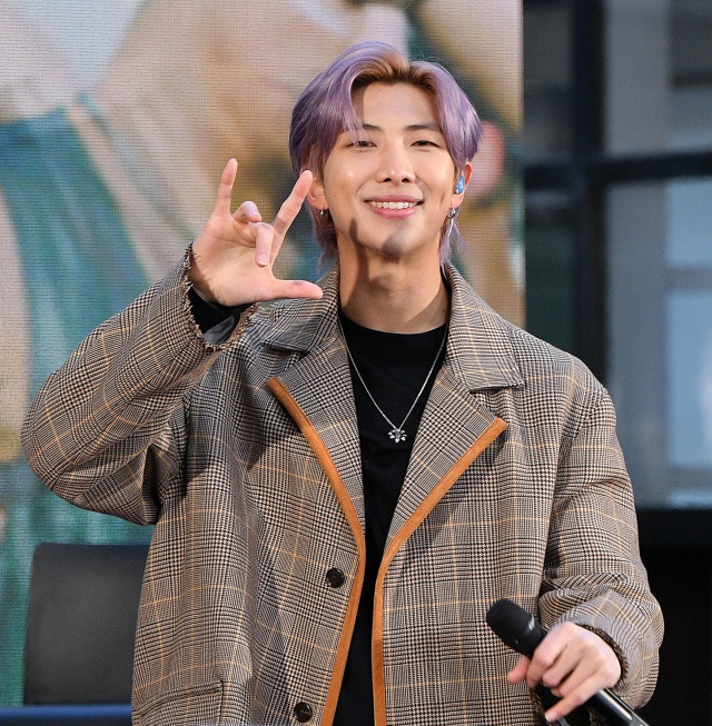 Un escultor sorprende con su nueva creación a los seguidores de BTS Un escultor sorprende con su nueva creación a los seguidores de BTS