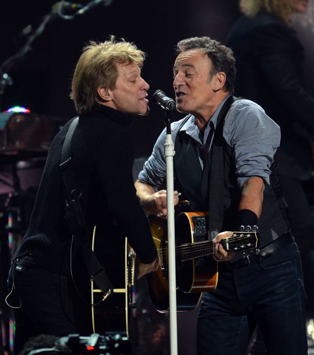 Bruce Springsteen y Bon Jovi se alían para celebrar un festival benéfico Bruce Springsteen y Bon Jovi se alían para celebrar un festival benéfico