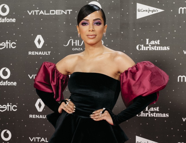 Anitta da el salto como presentadora de televisión Anitta da el salto como presentadora de televisión