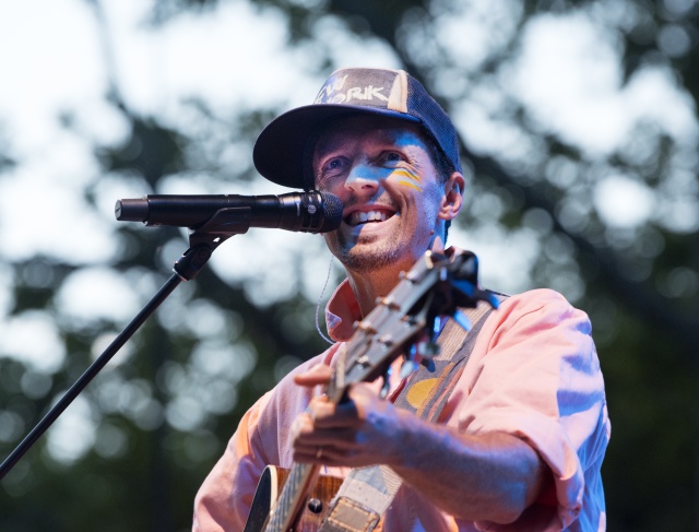 Jason Mraz lanza ‘Wise Woman’, un nuevo adelanto de su próximo álbum Jason Mraz lanza ‘Wise Woman’, un nuevo adelanto de su próximo álbum