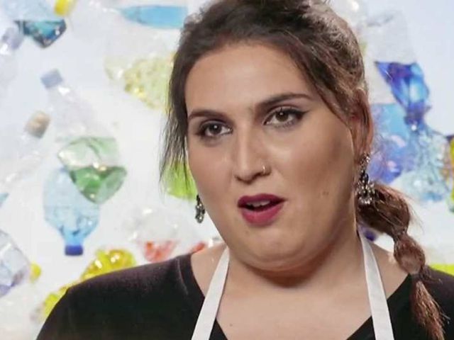 Saray desvela a los enchufados de ‘Masterchef’: “Juana es la portera de la estilista” Saray desvela a los enchufados de ‘Masterchef’: “Juana es la portera de la estilista”
