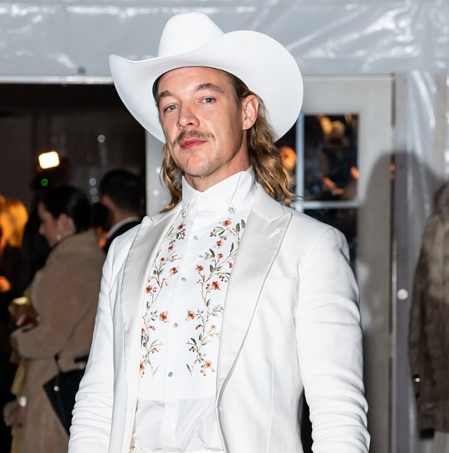 Diplo presenta su nuevo álbum con Jonas Brothers, Noah Cyrus y Lil Nas X, entre otros Diplo presenta su nuevo álbum con Jonas Brothers, Noah Cyrus y Lil Nas X, entre otros