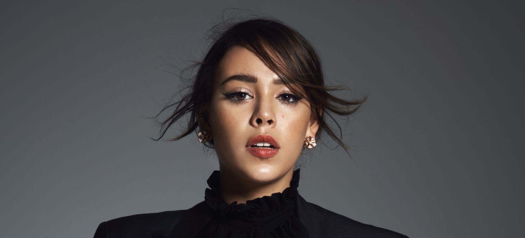 Danna Paola: “Decir que me gusta estar sola no quiere decir que no me guste el amor” Danna Paola: “Decir que me gusta estar sola no quiere decir que no me guste el amor”
