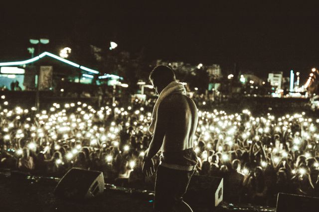 ELS40 estrenem el nou videoclip dels 31 FAM 'Un plan B' ELS40 estrenem el nou videoclip dels 31 FAM 'Un plan B'