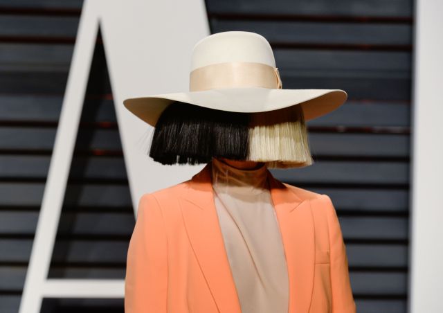 Sia Sia