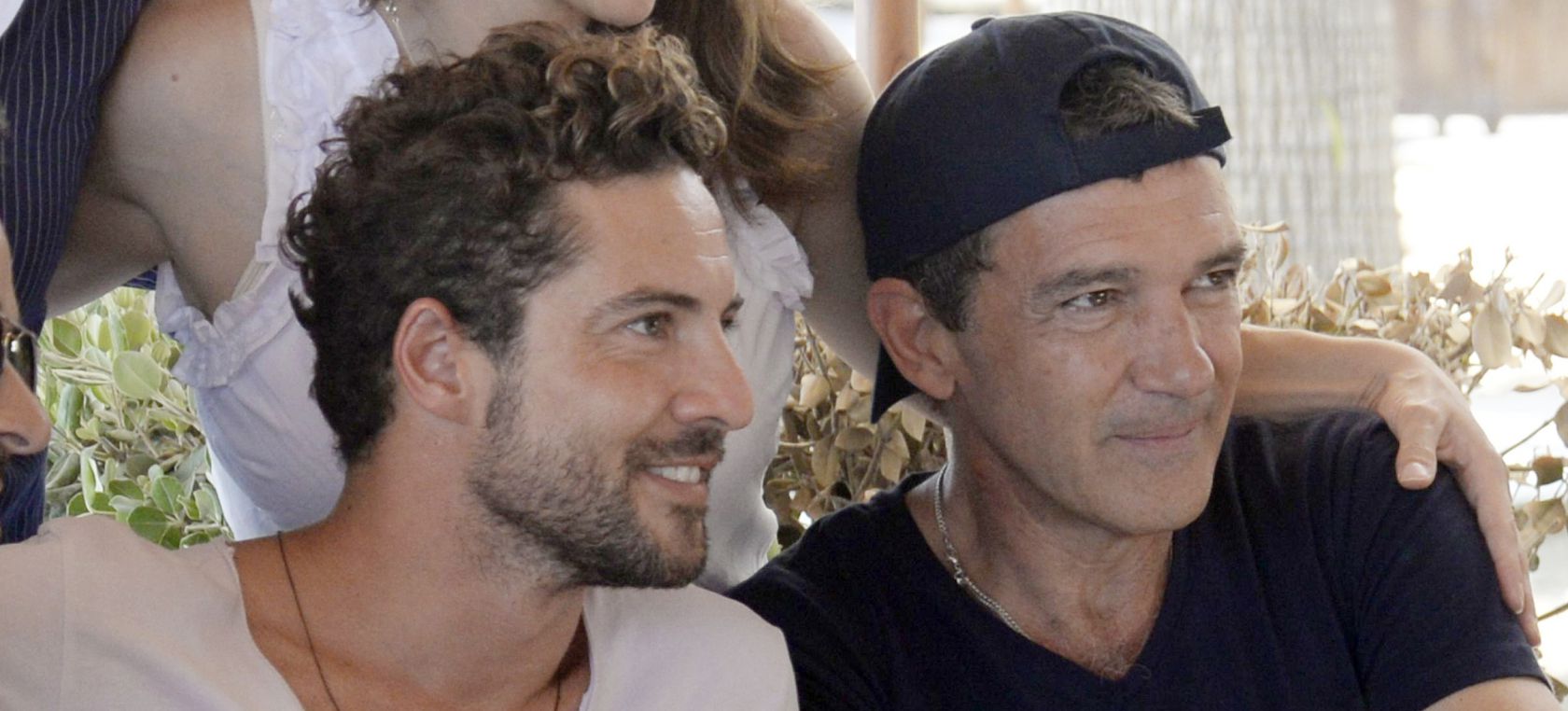 David Bisbal y Antonio Banderas se van de escapada para descubrir un rincón de Andalucía David Bisbal y Antonio Banderas se van de escapada para descubrir un rincón de Andalucía