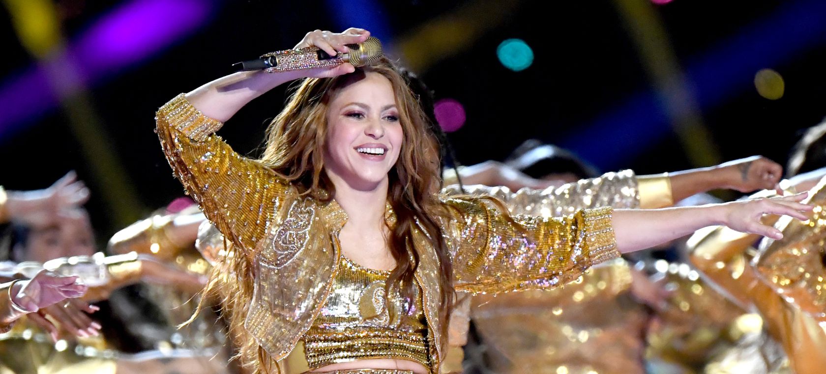 Shakira subasta una de las prendas más míticas de su carrera Shakira subasta una de las prendas más míticas de su carrera