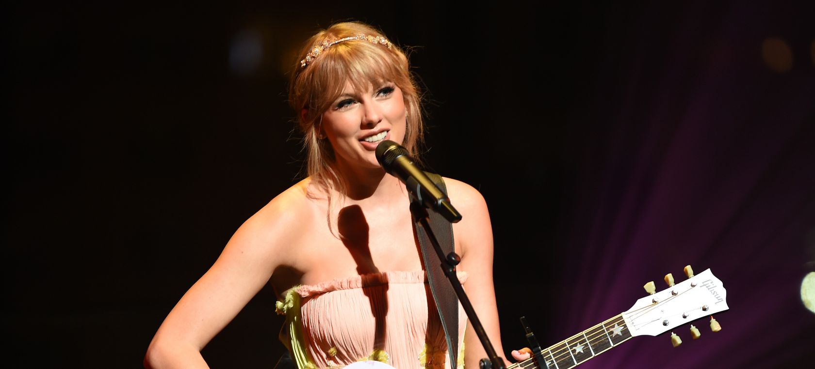 Taylor Swift saca este viernes su octavo álbum por sorpresa: ‘Folklore’ Taylor Swift saca este viernes su octavo álbum por sorpresa: ‘Folklore’