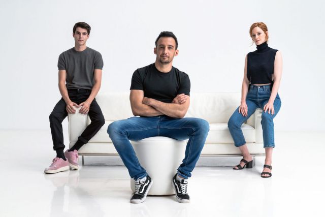 Amenábar presenta La Fortuna, su nueva serie para Movistar+ con Álvaro Mel y Ana Polvorosa Amenábar presenta La Fortuna, su nueva serie para Movistar+ con Álvaro Mel y Ana Polvorosa