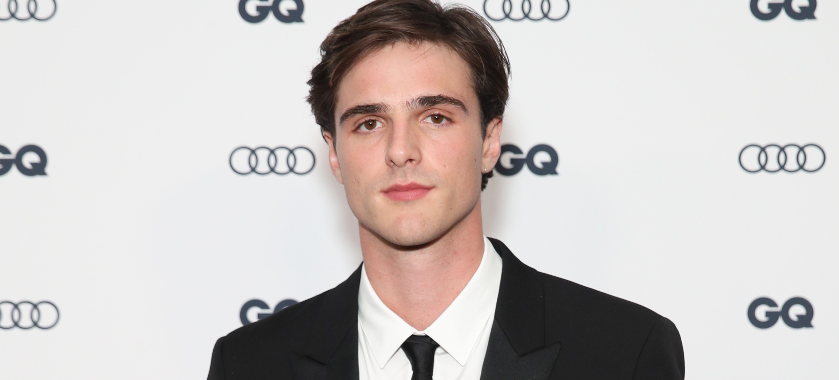 Jacob Elordi parece haber encontrado nueva novia Jacob Elordi parece haber encontrado nueva novia