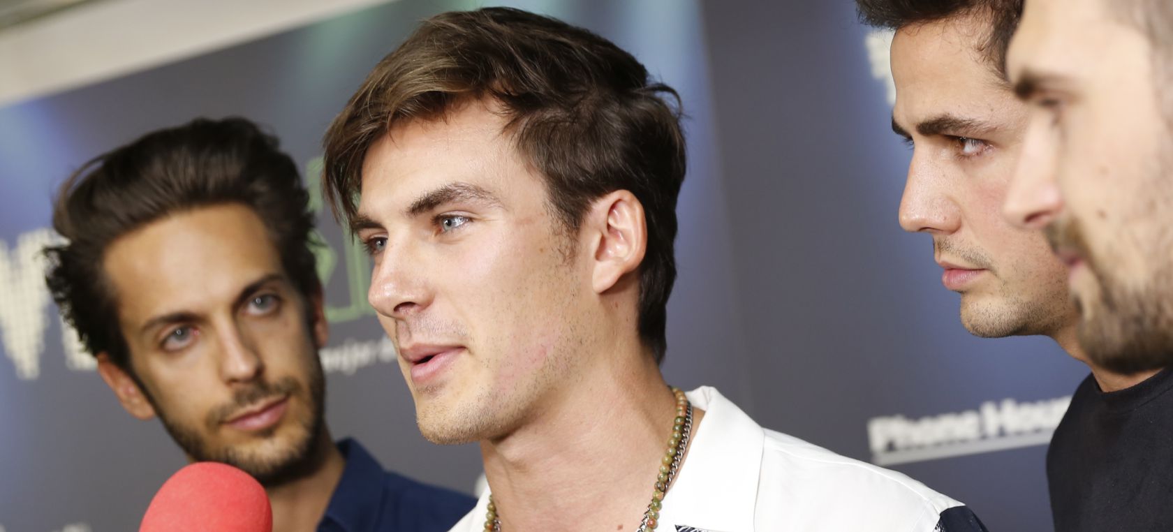 Andrés de DVICIO sorprendende con su nuevo cambio de look Andrés de DVICIO sorprendende con su nuevo cambio de look