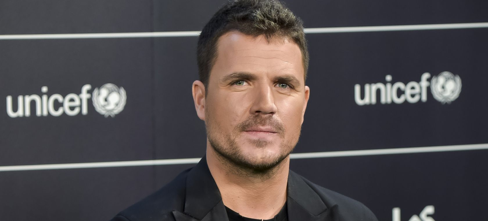 Dani Martín sube una foto suya en Tinder e Iker Casillas responde: “Eh...yo?” Dani Martín sube una foto suya en Tinder e Iker Casillas responde: “Eh...yo?”
