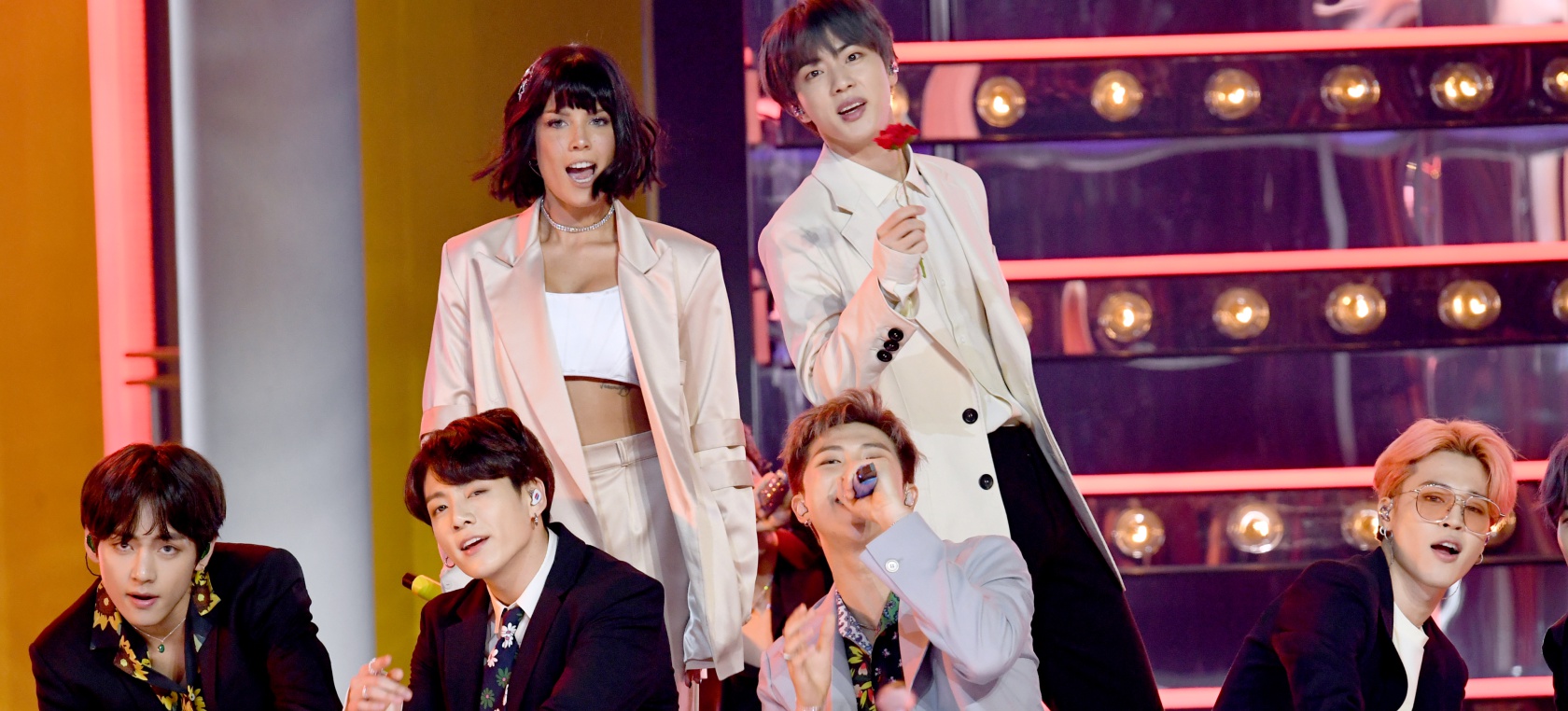 Halsey es elegida una de las personas más influyentes y BTS tiene algo que decir Halsey es elegida una de las personas más influyentes y BTS tiene algo que decir