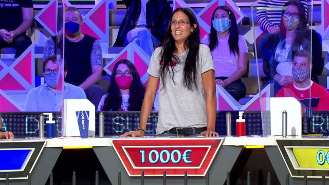 Una concursante de ‘La Ruleta de la Suerte’ resuelve un “titular loco” en 1 segundo Una concursante de ‘La Ruleta de la Suerte’ resuelve un “titular loco” en 1 segundo