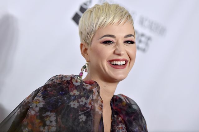 Katy Perry sonriendo Katy Perry sonriendo