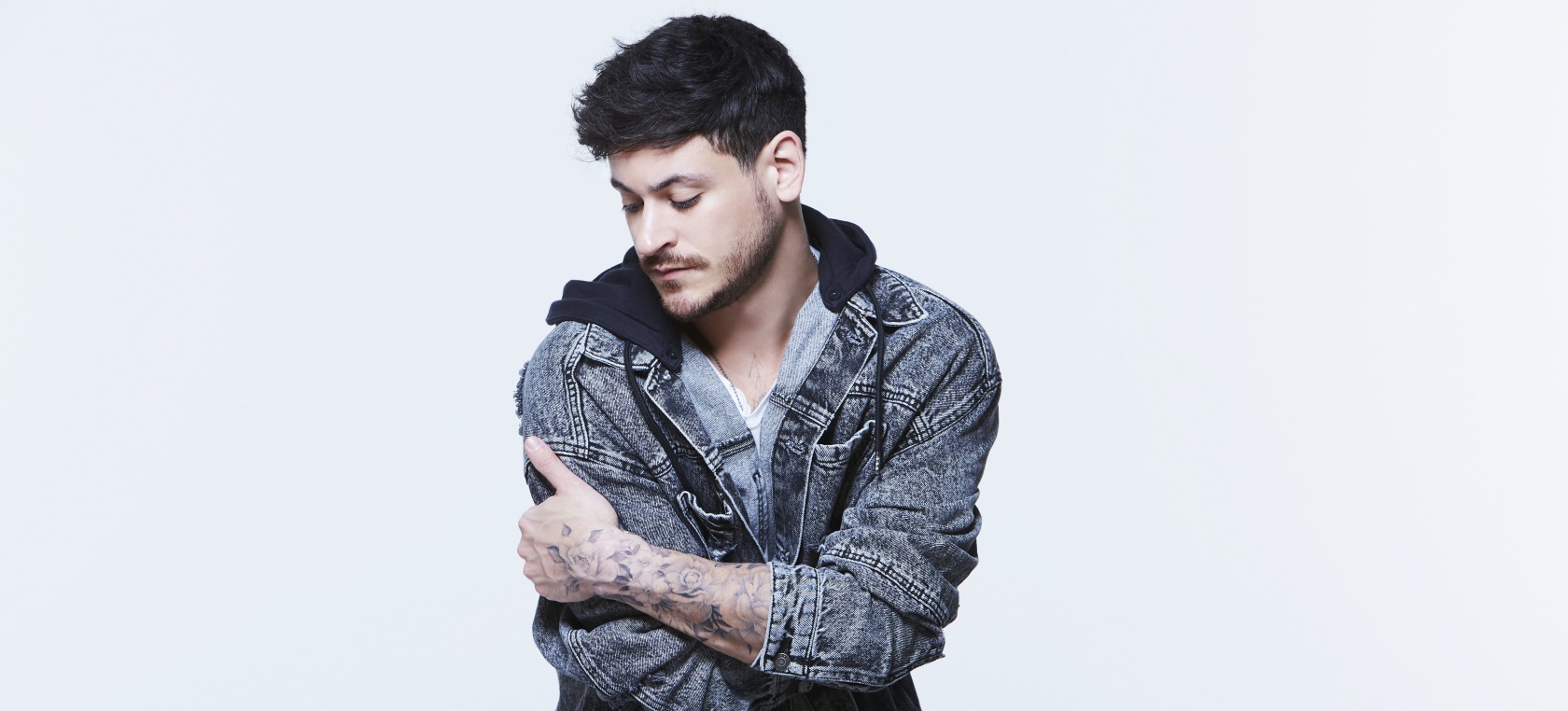 Entrevista a Cepeda: “David Otero y Dani Martín han sido referencias clave para hacer el disco” Entrevista a Cepeda: “David Otero y Dani Martín han sido referencias clave para hacer el disco”