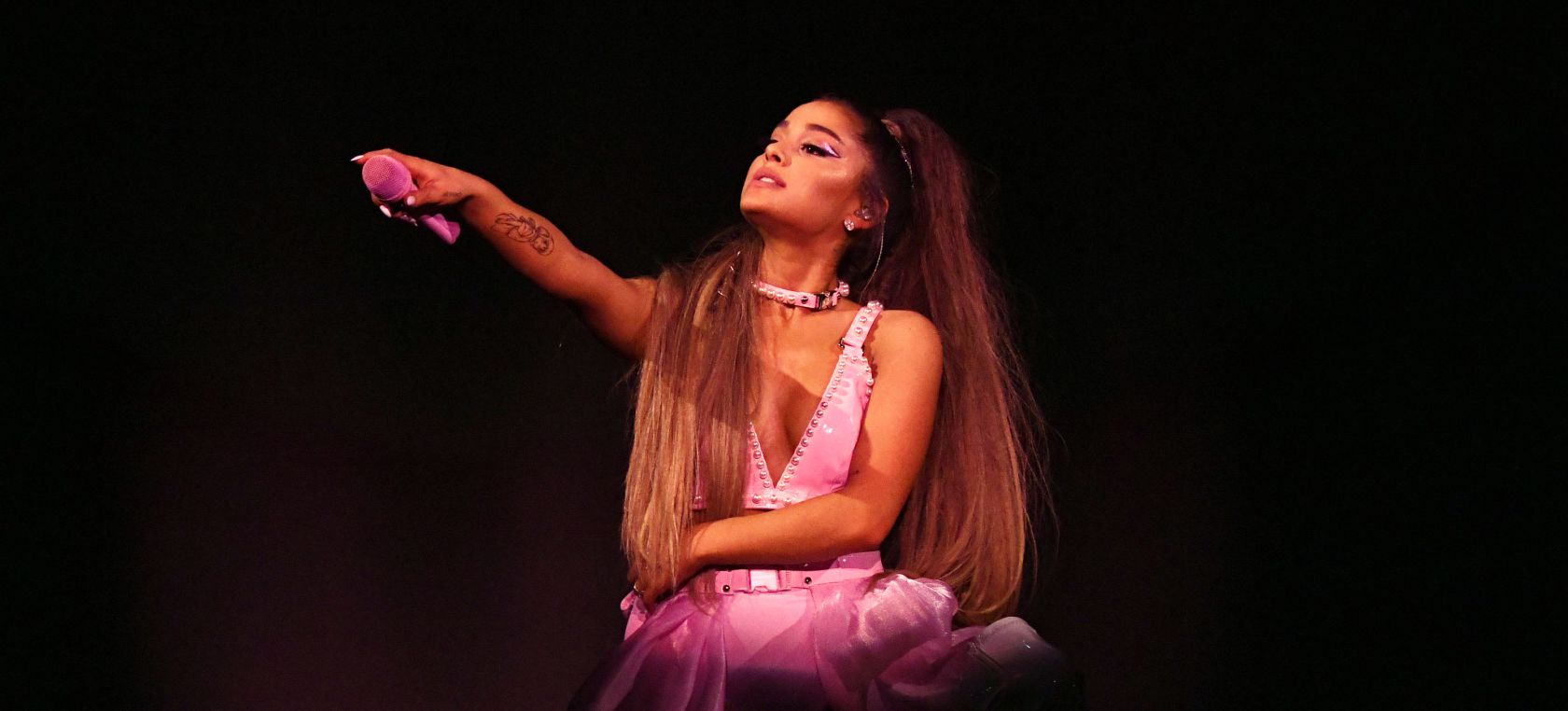 Ariana Grande desvela la portada de ‘Positions’ Ariana Grande desvela la portada de ‘Positions’