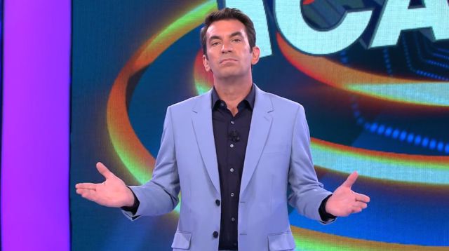 La primera vez que Arturo Valls se pone serio en ‘Ahora Caigo’: “He decidido poner el freno” La primera vez que Arturo Valls se pone serio en ‘Ahora Caigo’: “He decidido poner el freno”