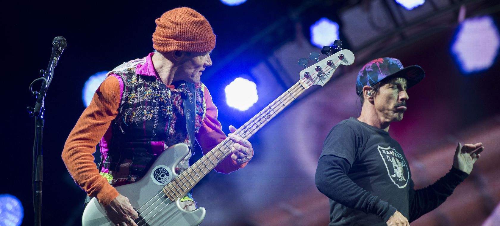 Flea y Anthony Kiedis celebran 43 años de amistad en los Red Hot Chili Peppers Flea y Anthony Kiedis celebran 43 años de amistad en los Red Hot Chili Peppers