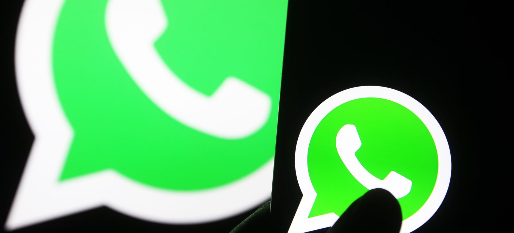 Alternativas a WhatsApp: así son Signal y Telegram, las 'apps' que ganan con la nueva política de Zuckerberg Alternativas a WhatsApp: así son Signal y Telegram, las 'apps' que ganan con la nueva política de Zuckerberg