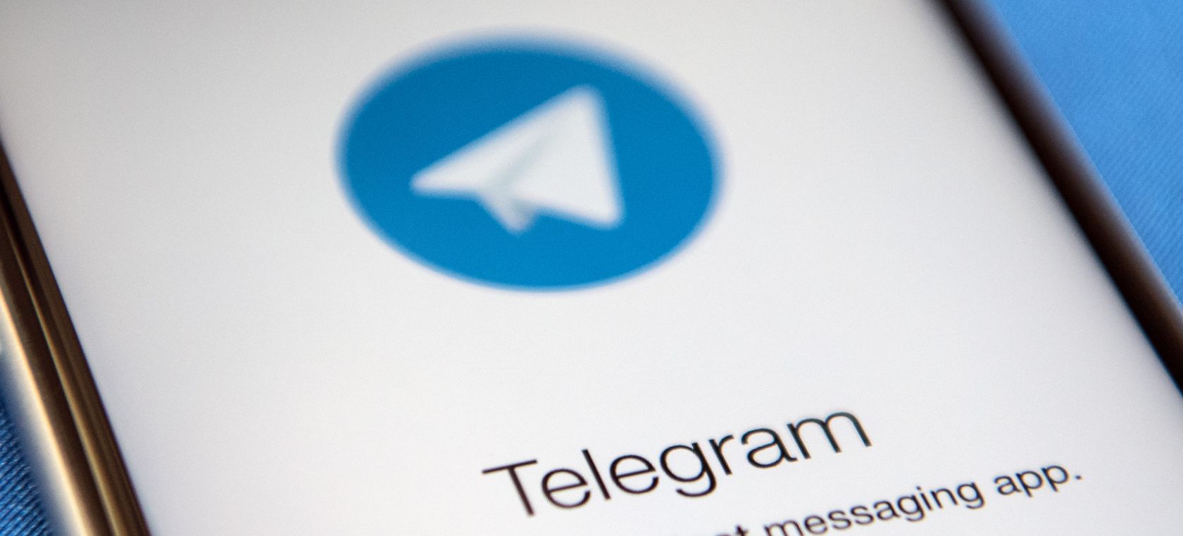 Telegram vs. WhatsApp: ¿Cuál respeta más tu privacidad? Telegram vs. WhatsApp: ¿Cuál respeta más tu privacidad?