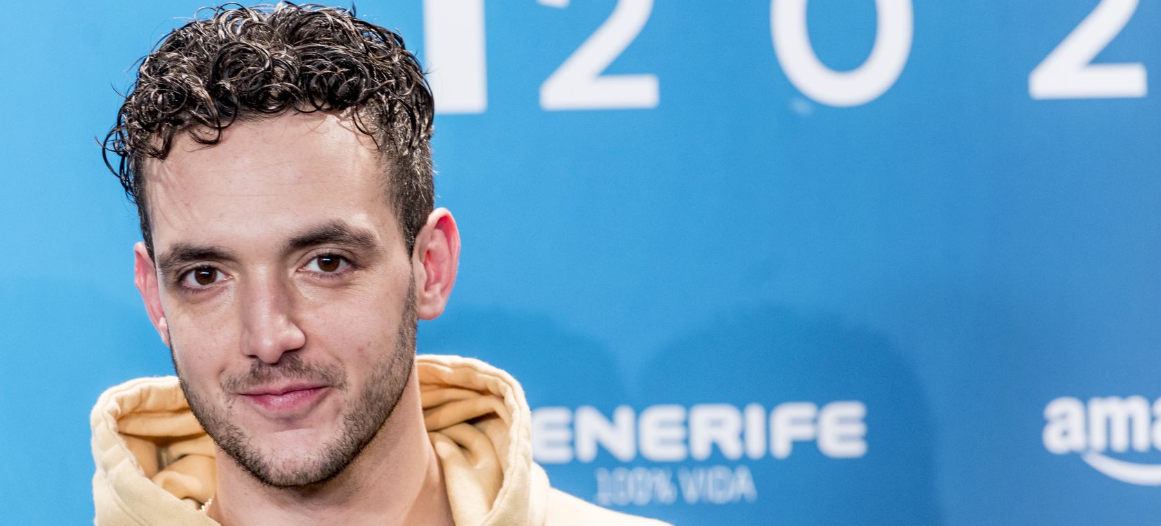 C. Tangana le canta a la sensualidad en ‘Comerte Entera’, su nueva canción. ¡Mira aquí la letra y el vídeo! C. Tangana le canta a la sensualidad en ‘Comerte Entera’, su nueva canción. ¡Mira aquí la letra y el vídeo!