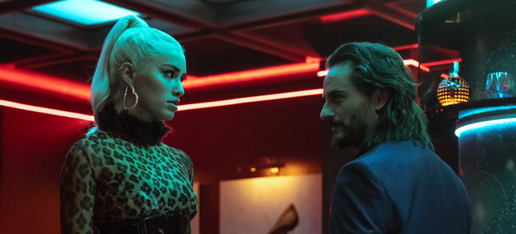 “Miaaaau”: Lali Espósito lo peta en el primer tráiler de ‘Sky Rojo’, la nueva serie de Netflix “Miaaaau”: Lali Espósito lo peta en el primer tráiler de ‘Sky Rojo’, la nueva serie de Netflix