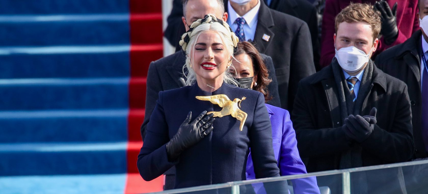 ¿De dónde es el vestido de Lady Gaga que ha llevado en la investidura de Joe Biden? ¿De dónde es el vestido de Lady Gaga que ha llevado en la investidura de Joe Biden?