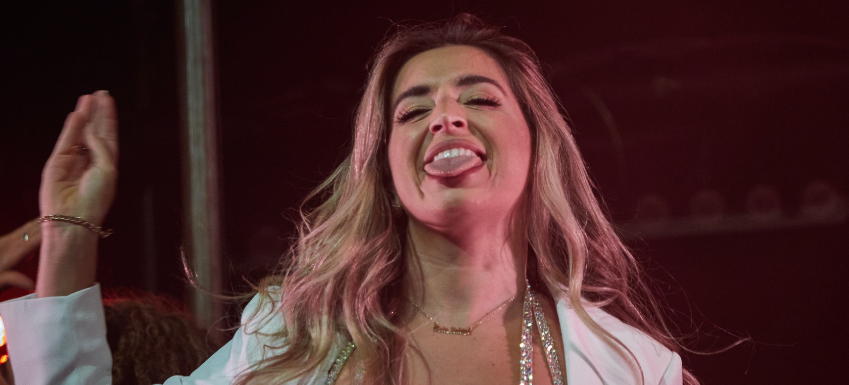 El hipnotizante baile de Lola Índigo al que Abraham Mateo y Rafa Méndez no se han podido resistir El hipnotizante baile de Lola Índigo al que Abraham Mateo y Rafa Méndez no se han podido resistir