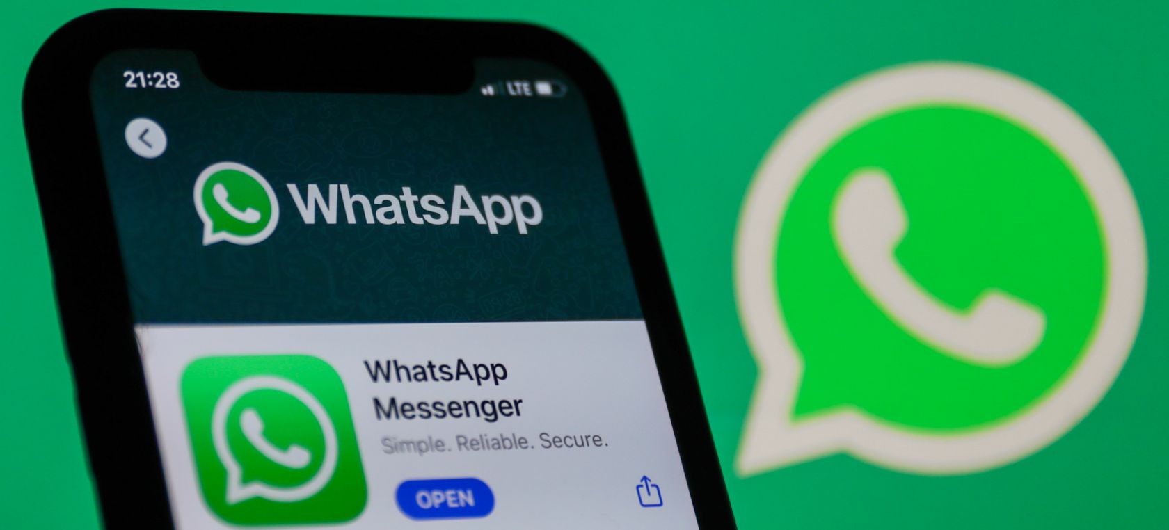 Los últimos trucos de WhatsApp: cómo guardar chats, contactar sin número y escuchar un audio sin mandarlo Los últimos trucos de WhatsApp: cómo guardar chats, contactar sin número y escuchar un audio sin mandarlo