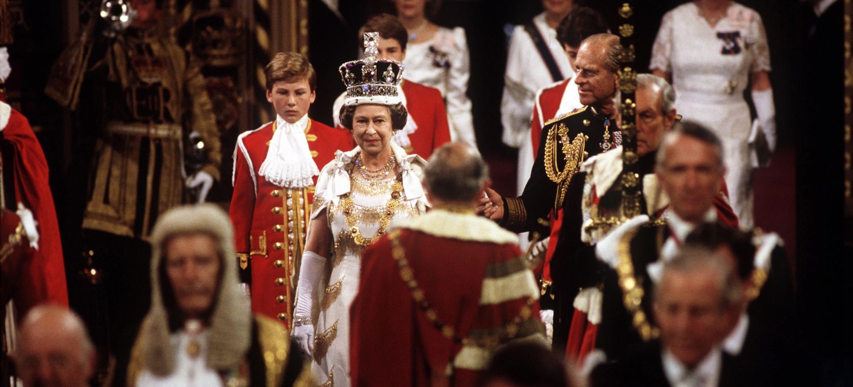 Isabel II no será la única: otra familia real europea tendrá una serie similar a ‘The Crown’ Isabel II no será la única: otra familia real europea tendrá una serie similar a ‘The Crown’
