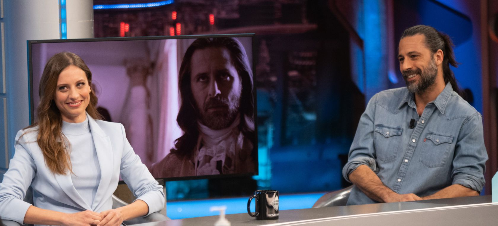 Michelle Jenner y Hugo Silva vuelven a ‘El Hormiguero’ contando los secretos de ‘Los Hombres de Paco’ Michelle Jenner y Hugo Silva vuelven a ‘El Hormiguero’ contando los secretos de ‘Los Hombres de Paco’