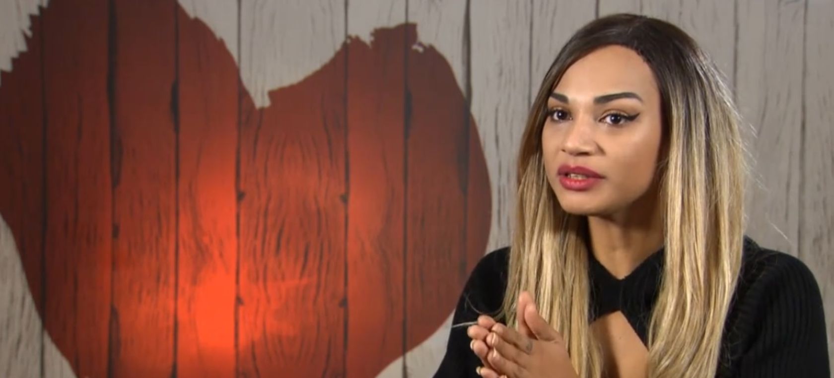 La extraña confesión de una comensal de ‘First Dates’: “Quiero un hombre como Antonio Recio” La extraña confesión de una comensal de ‘First Dates’: “Quiero un hombre como Antonio Recio”