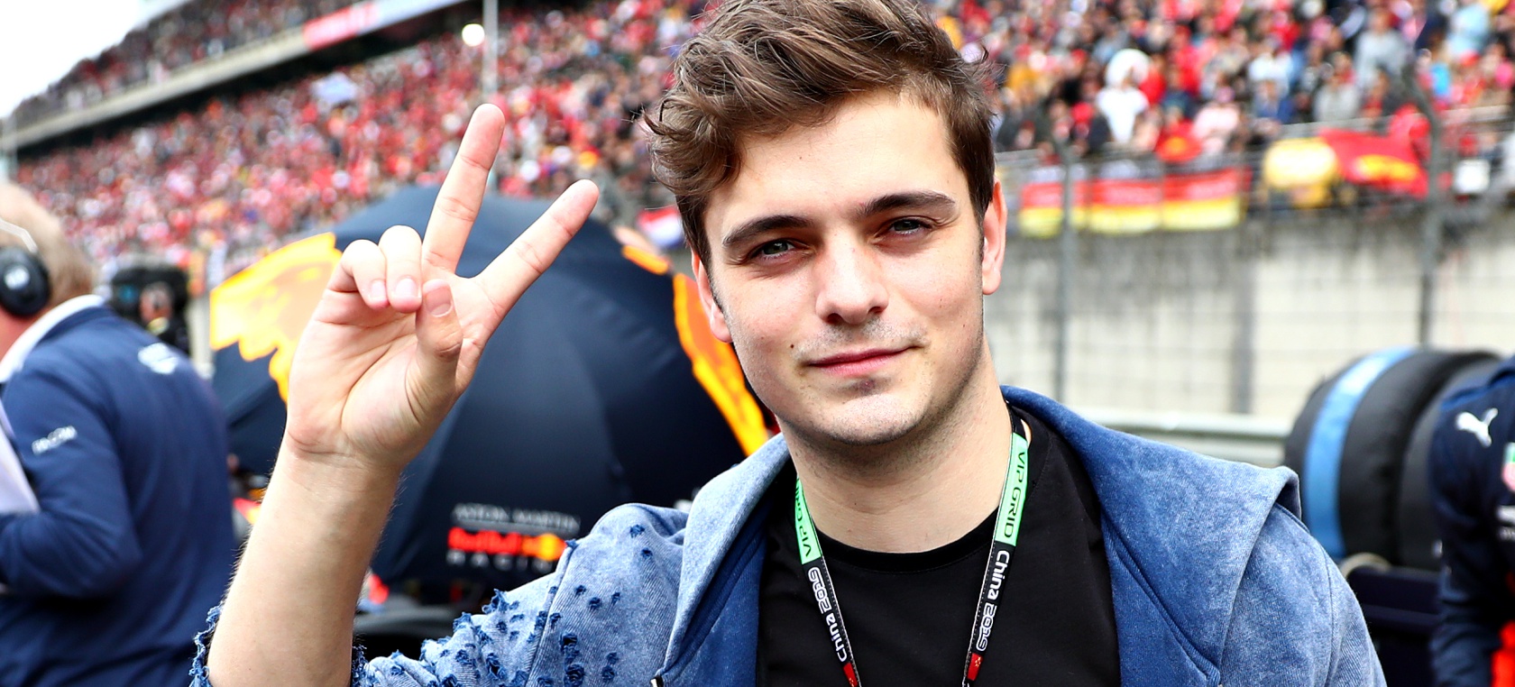 Martin Garrix muestra la razón por la que aún no tiene carnet de coche Martin Garrix muestra la razón por la que aún no tiene carnet de coche