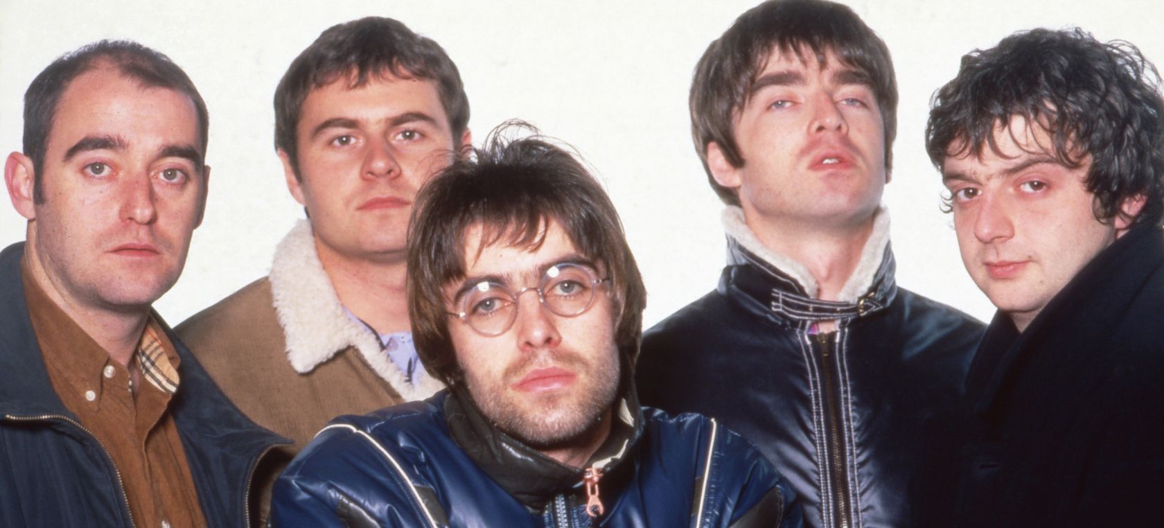 El día que Oasis consiguieron su primer Nº1 en una Lista 40 en la que también estaban AC/DC y Alejandro Sanz El día que Oasis consiguieron su primer Nº1 en una Lista 40 en la que también estaban AC/DC y Alejandro Sanz