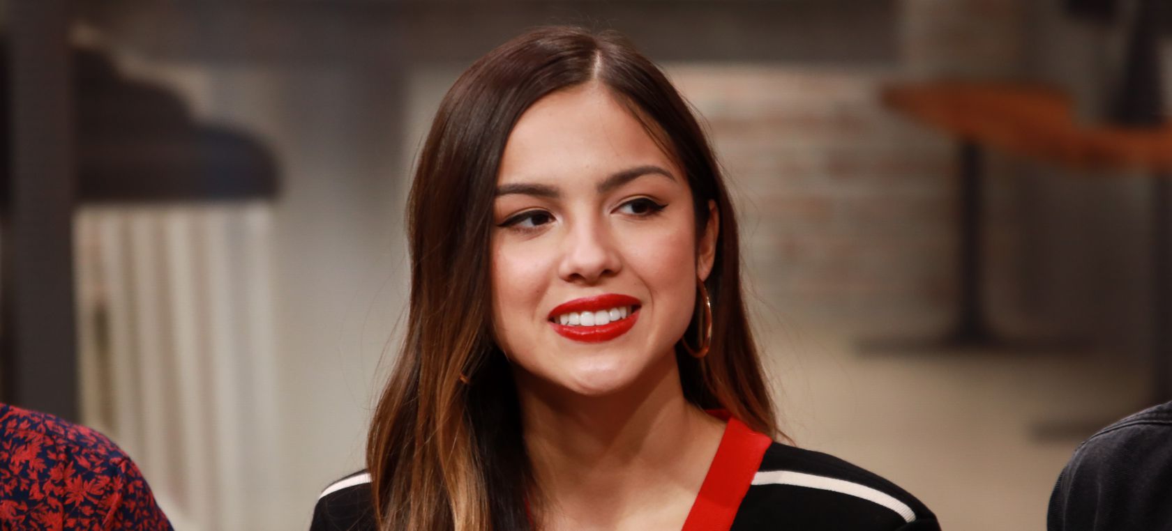 Olivia Rodrigo desvela el regalo personal que le hizo Taylor Swift Olivia Rodrigo desvela el regalo personal que le hizo Taylor Swift