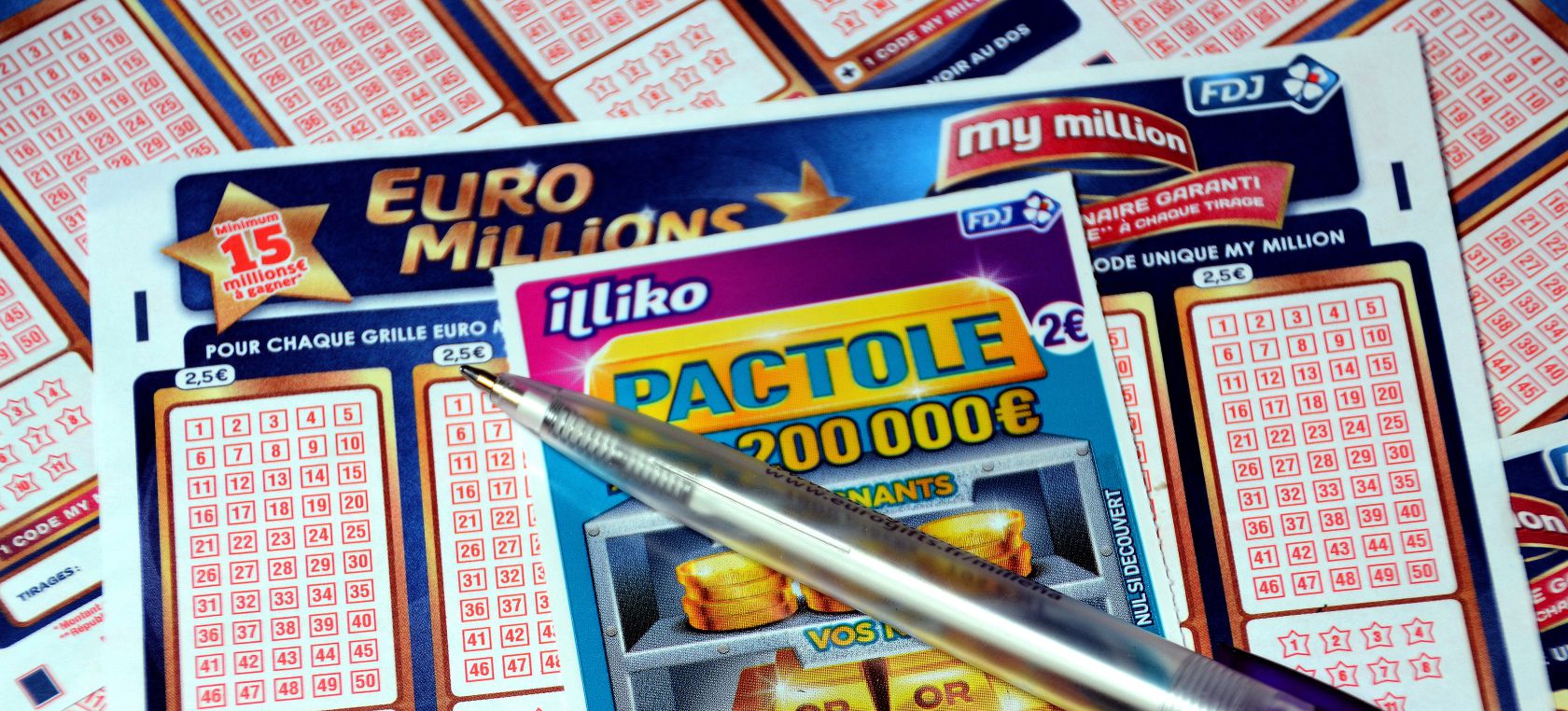 Una pareja pierde 210 millones de euros de lotería por una metedura de pata colosal Una pareja pierde 210 millones de euros de lotería por una metedura de pata colosal