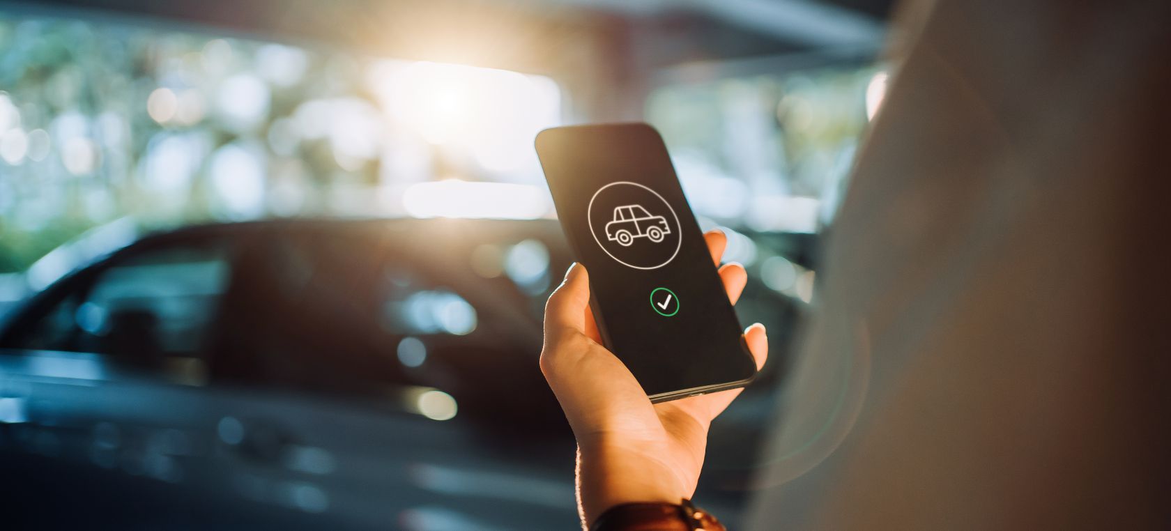 Uber torna a Barcelona fent d'intermediari entre Taxis i usuaris Uber torna a Barcelona fent d'intermediari entre Taxis i usuaris