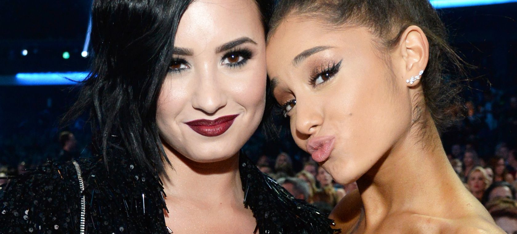 Demi Lovato confirma colaboración con Ariana Grande llamada ‘Met Him Last Night’ Demi Lovato confirma colaboración con Ariana Grande llamada ‘Met Him Last Night’