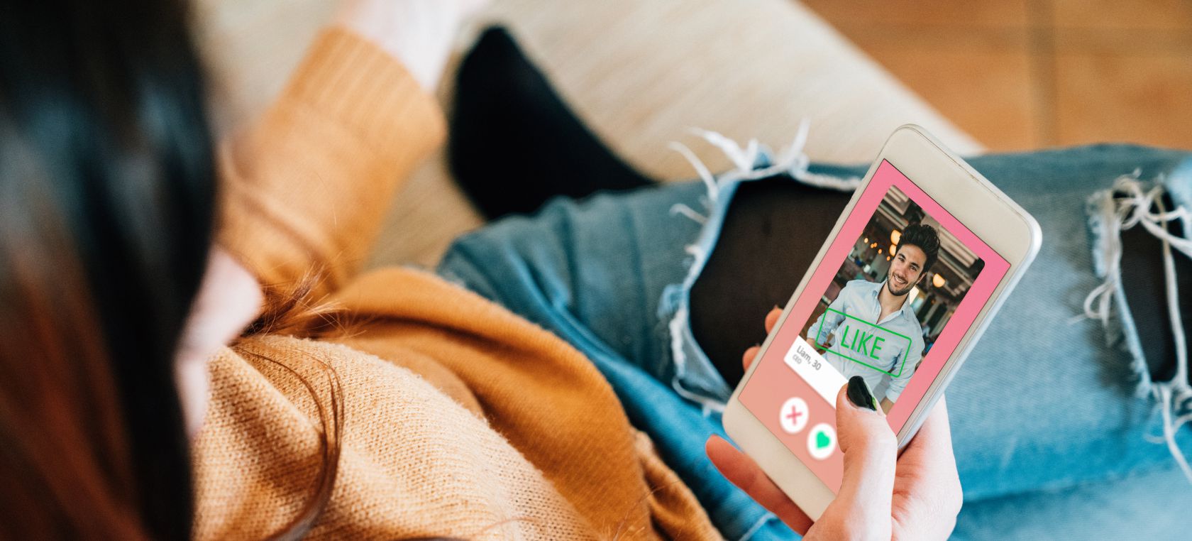 El aplaudido zasca de una joven a su ex tras hacer match en Tinder El aplaudido zasca de una joven a su ex tras hacer match en Tinder
