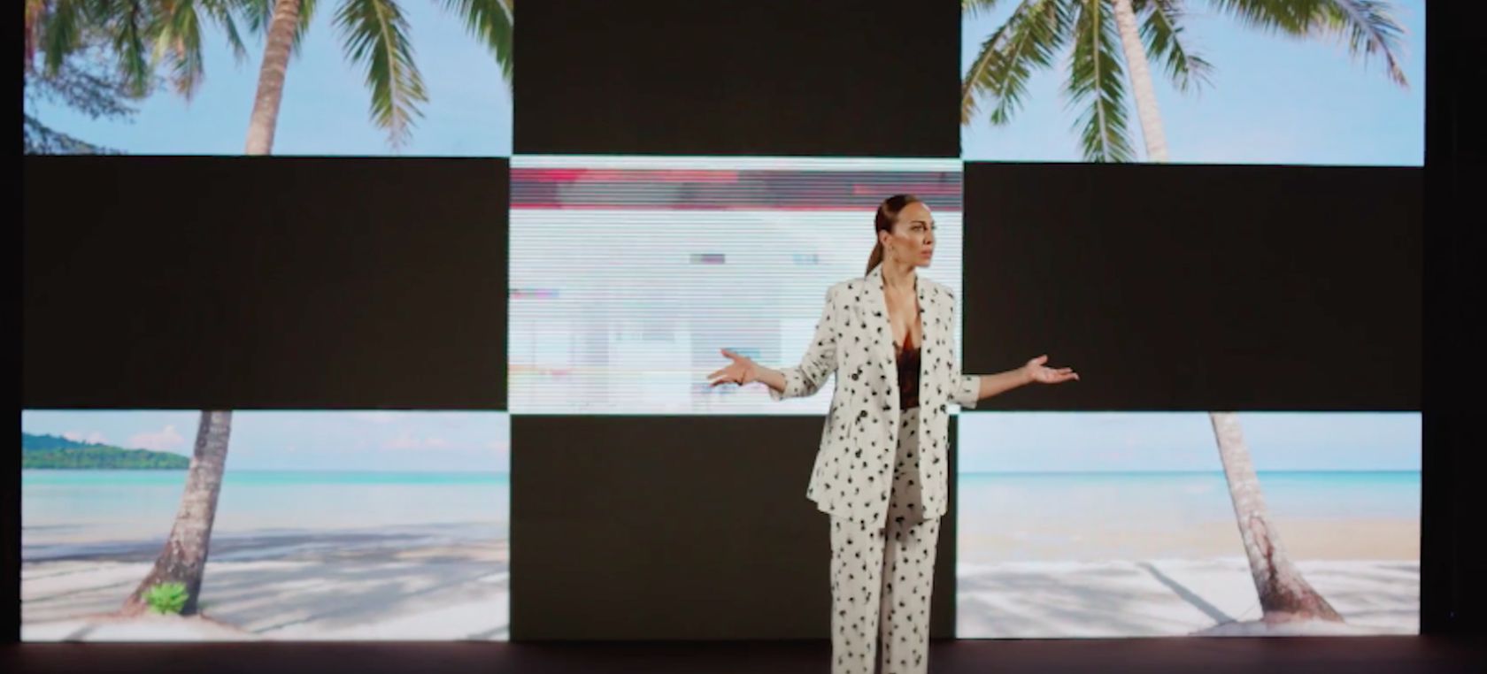 Netflix presenta su propia ‘Isla de las tentaciones’ con un zasca de Mónica Naranjo a Telecinco Netflix presenta su propia ‘Isla de las tentaciones’ con un zasca de Mónica Naranjo a Telecinco
