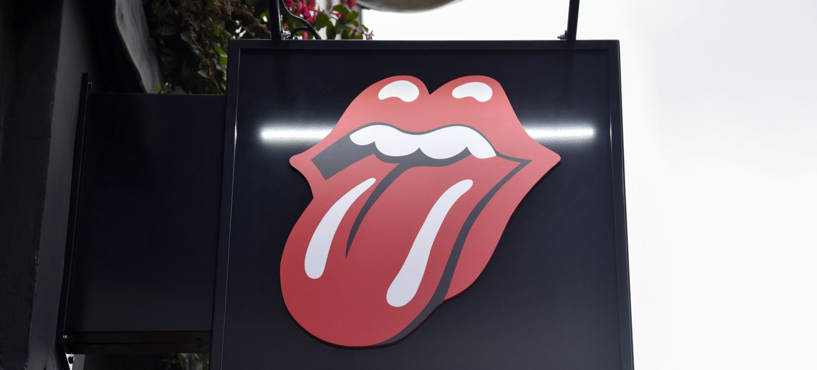 El logo de los Rolling Stones cumple 50 años. Así se hizo la lengua más famosa del mundo El logo de los Rolling Stones cumple 50 años. Así se hizo la lengua más famosa del mundo