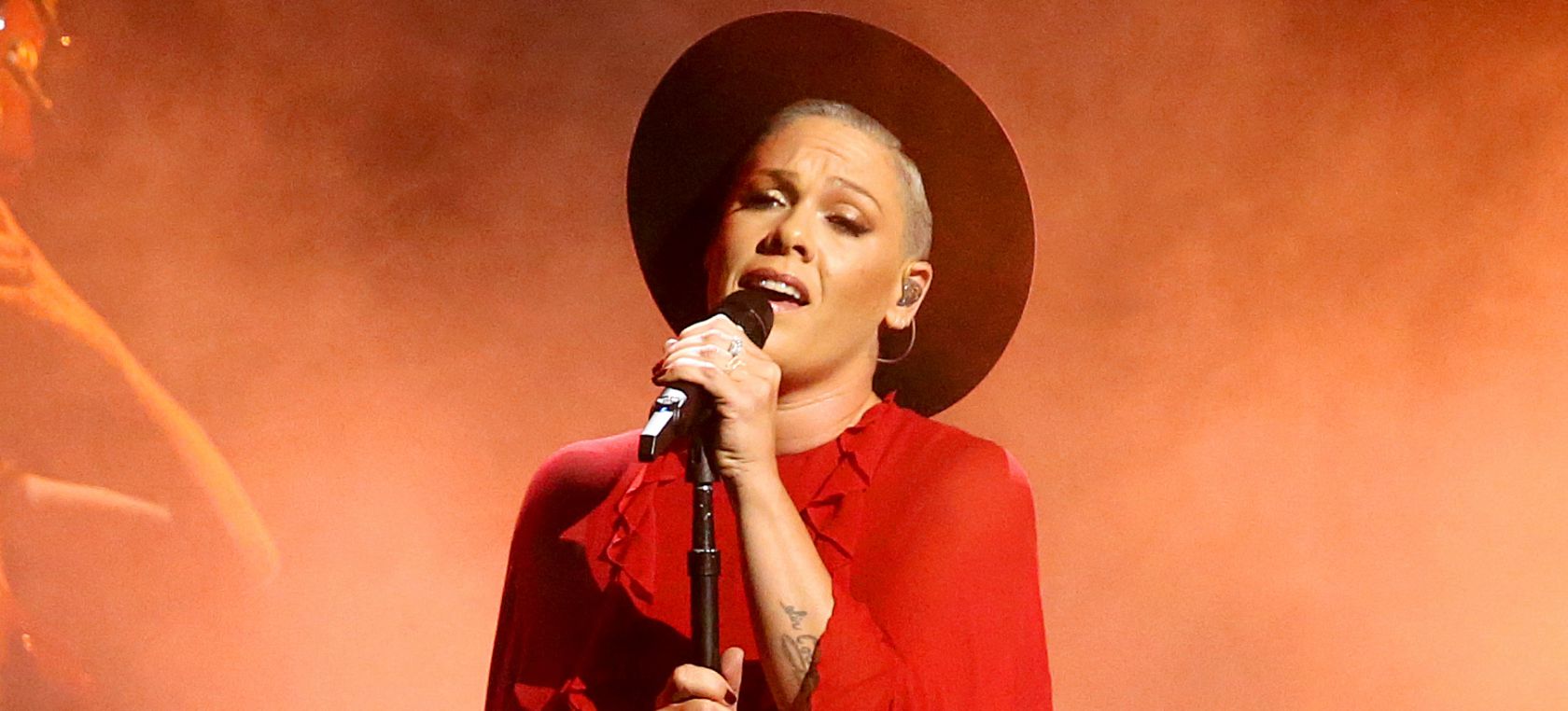 Pink en los CMA Awards en 2019 Pink en los CMA Awards en 2019