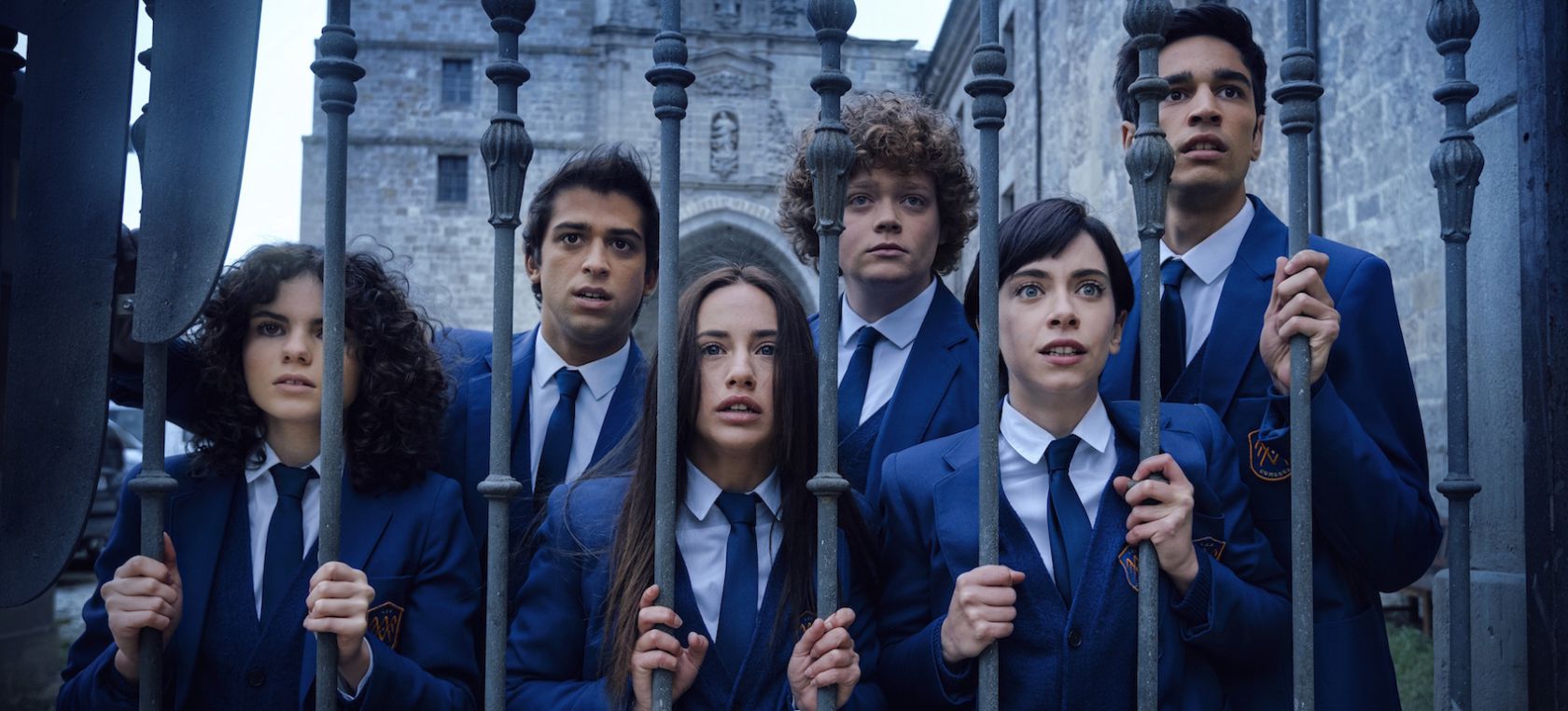‘El Internado: las cumbres’ ficha a actores de ‘Vis a vis’ y ‘El Ministerio del tiempo’ para su 2ª temporada ‘El Internado: las cumbres’ ficha a actores de ‘Vis a vis’ y ‘El Ministerio del tiempo’ para su 2ª temporada