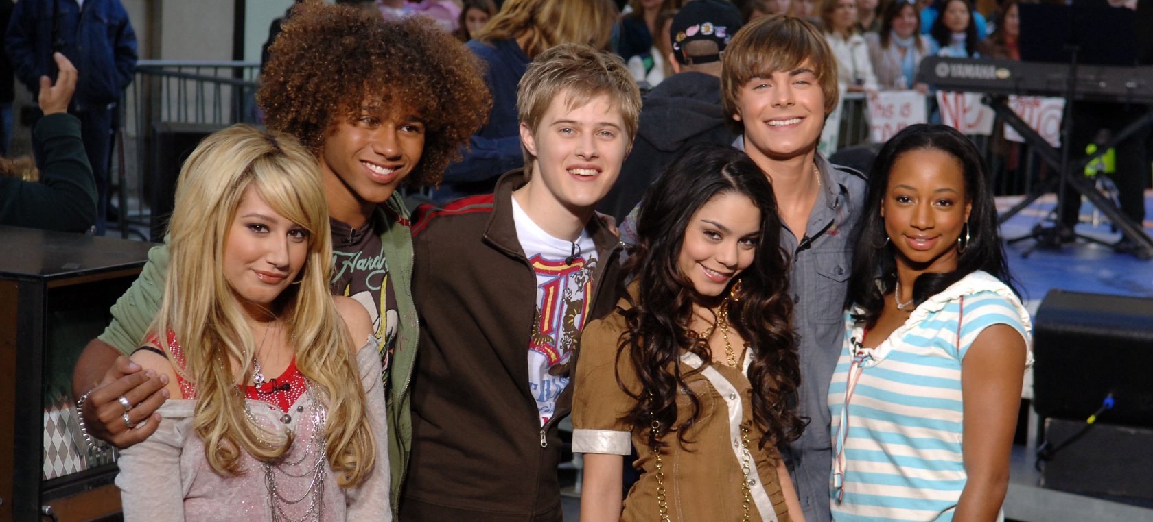 Dos protagonistas de ‘High School Musical’ anuncian su reencuentro en una nueva película Dos protagonistas de ‘High School Musical’ anuncian su reencuentro en una nueva película