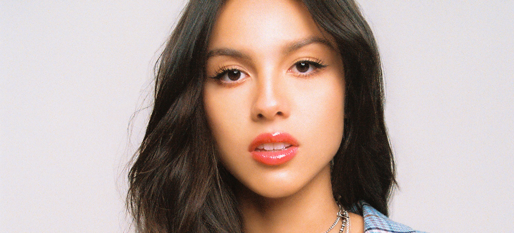 Olivia Rodrigo, Rauw Alejandro, BTS y Álvaro Soler combaten el calor con sus nuevas canciones Olivia Rodrigo, Rauw Alejandro, BTS y Álvaro Soler combaten el calor con sus nuevas canciones