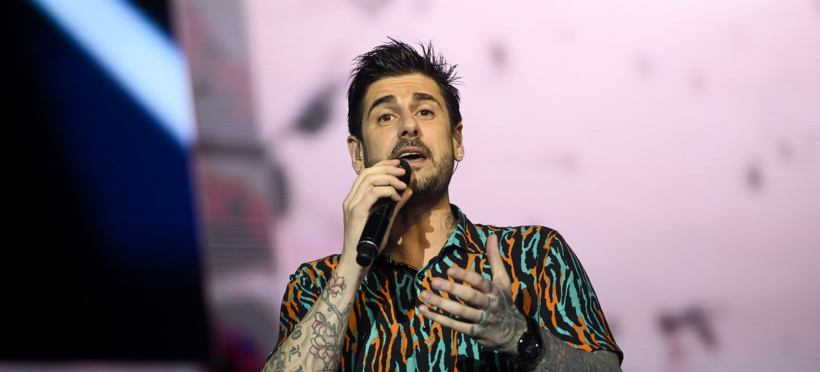 Melendi recuerda a su abuelo con esta foto y todos opinan lo mismo Melendi recuerda a su abuelo con esta foto y todos opinan lo mismo