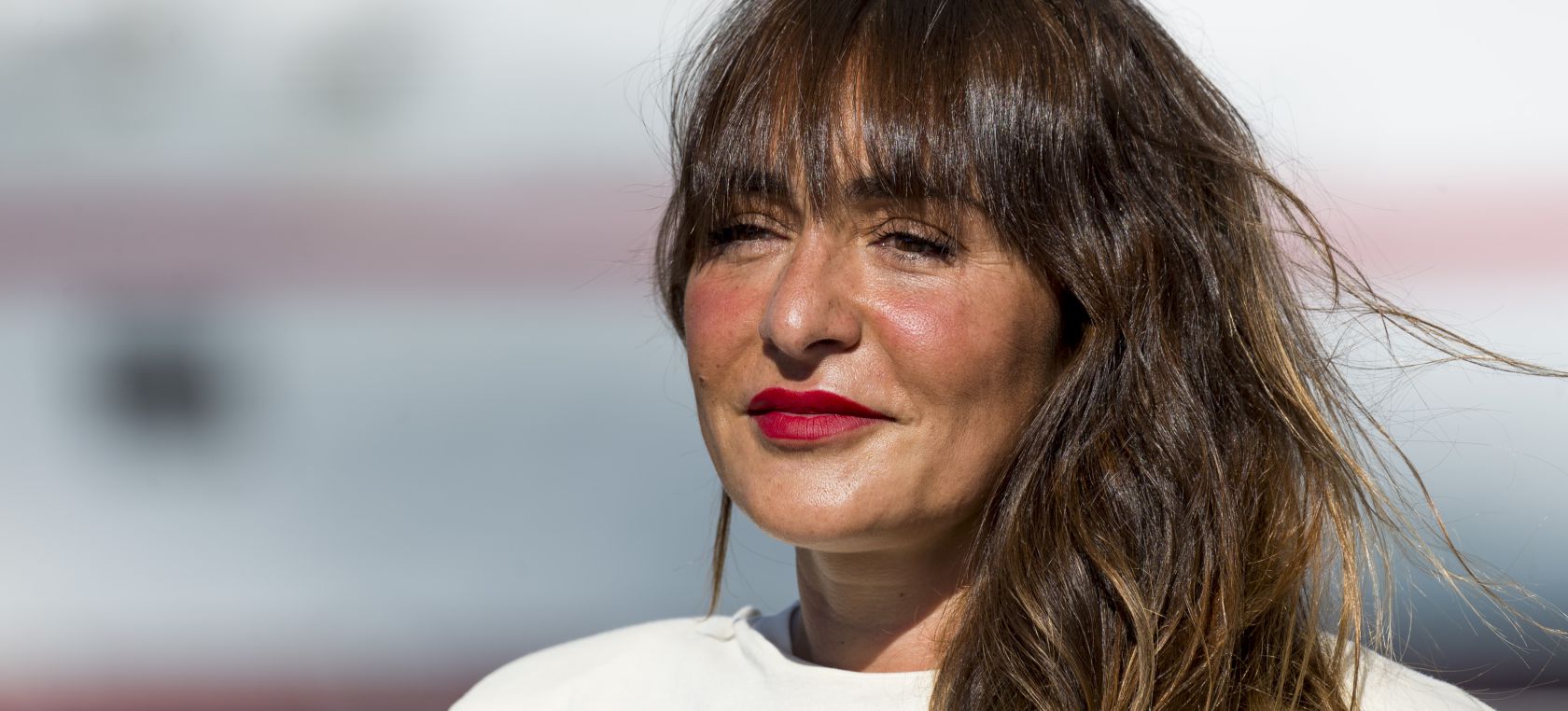 Candela Peña reivindica la belleza de las mujeres a los 40 con un posado sin filtros Candela Peña reivindica la belleza de las mujeres a los 40 con un posado sin filtros